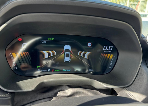 MG ZS LUXURY 1.5 HYBRID AUTOMATICO 2026