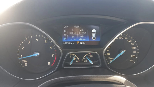 Ford Focus III 2.0 Titanium At6 2015