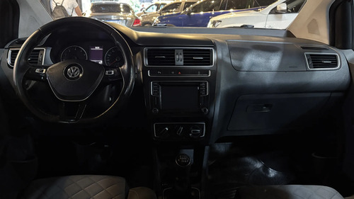 Volkswagen Suran 1.6 Comfortline 101cv 2017