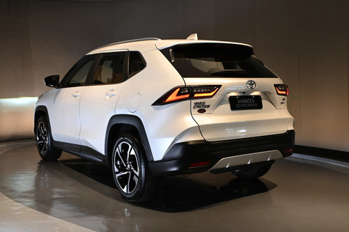 Toyota Yaris Cross 1.5 Hev Seg Cvt 2026
