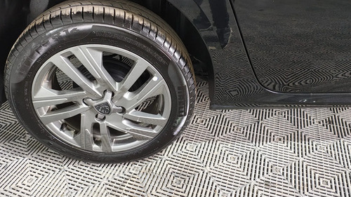 Peugeot 208 1.6 Allure At 2025