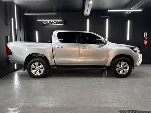 Toyota Hilux 2.8 TDI 4X2 DC SRV L16 2018