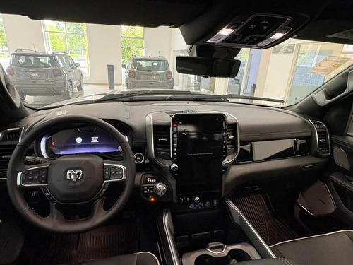 RAM 1500 5.7 Laramie Nigth Edition 2026