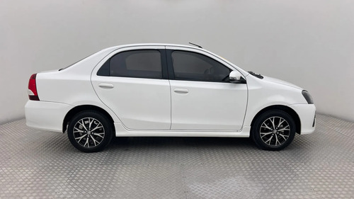 Toyota Etios 1.5 Sedan Xls 2023