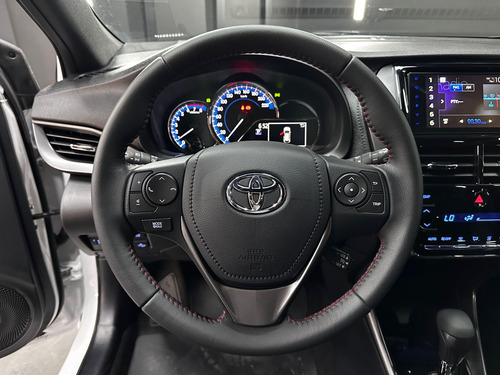 Toyota Yaris 1.5 S CVT 5P 2025