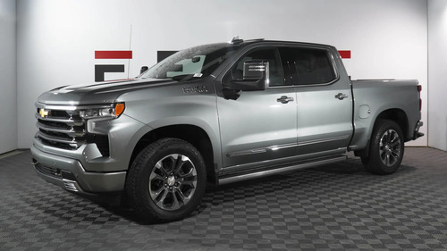 Chevrolet Silverado 5.3 V8 High Country 2026