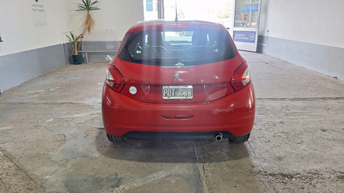 Peugeot 208 ACTIVE 1.5 N 5P 2015