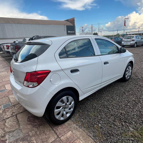 Chevrolet Onix 1.4 Lt Mt 98cv 2015