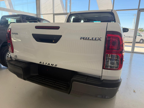 Toyota Hilux Pick-Up 2.4 Cd Dx 150cv 4x4 2025