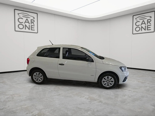 Volkswagen Gol 1.6 TREND TRENDLINE 3P L16 2017