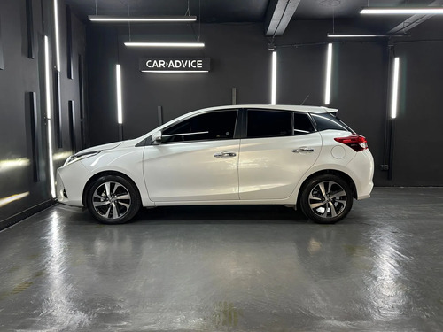 Toyota Yaris 1.5 S CVT 5P L20 2022