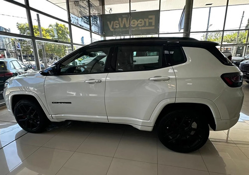 Jeep Compass 2.0 Gme Blackhawk 4X4 At9 2026