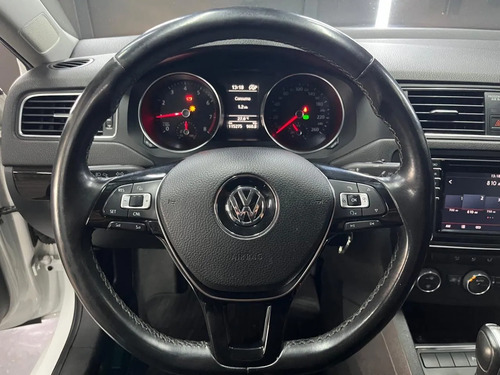 Volkswagen Vento 1.4 TSI BM TECH COMFORTLINE L16 2018