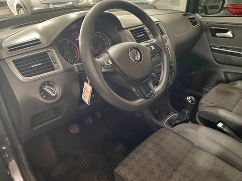 Volkswagen Suran 1.6 Trendline 2016