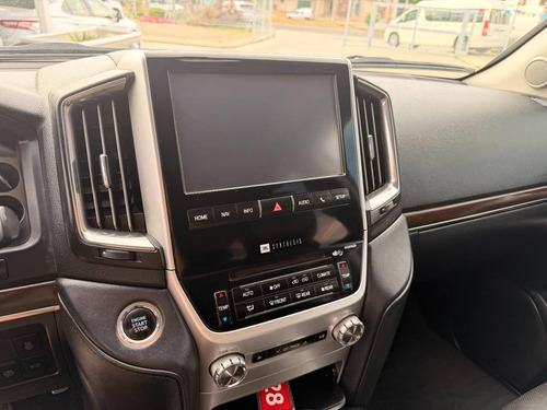 Toyota Land Cruiser 200 4.5 D4-D Vx At 2017