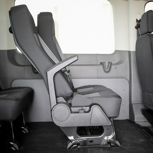 Ford Transit 2.0 Minibus 17+1 460E 2025