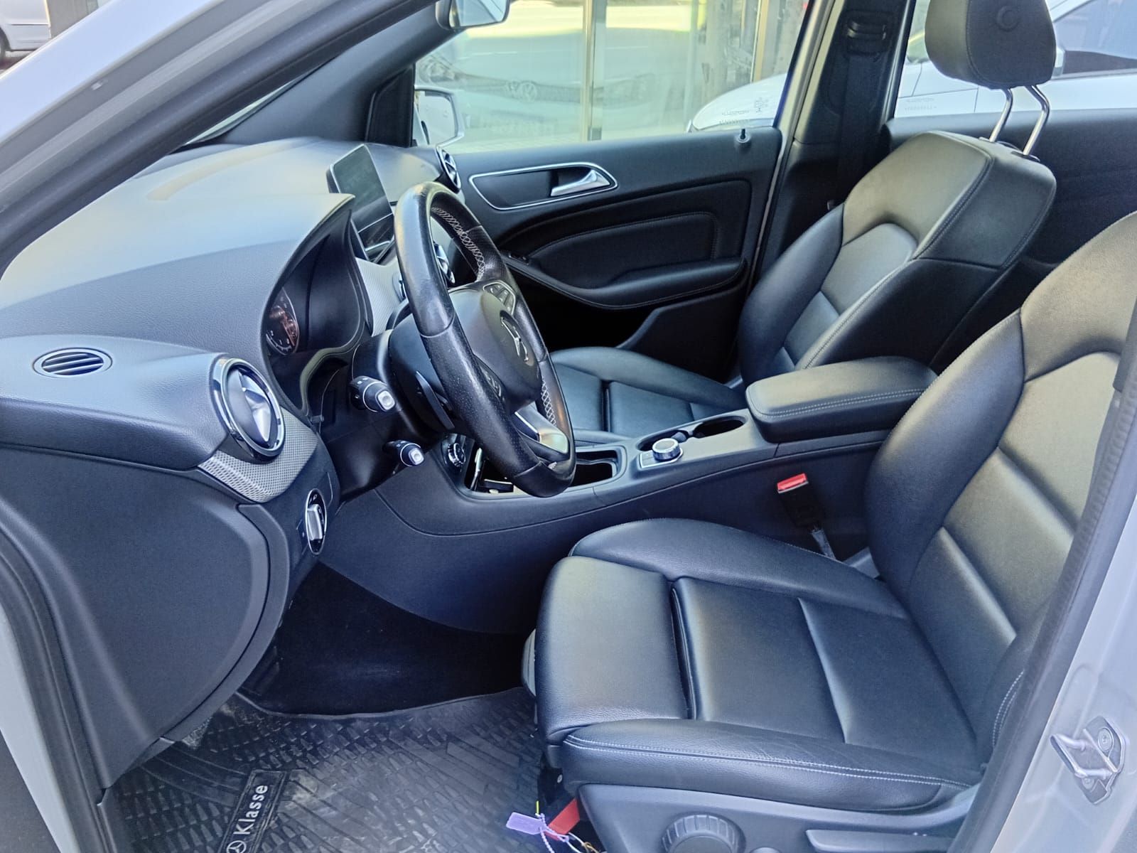 Mercedes-Benz B 200 Urban 1.6 turbo 2019