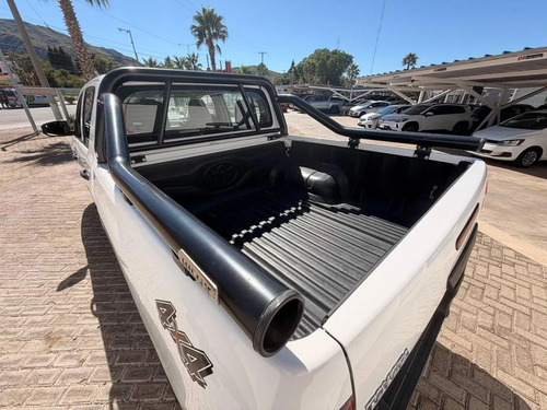 Toyota Hilux 2.4 Dc 4x4 Tdi Dx 2022