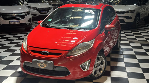 Ford Fiesta Kinetic 1.6 Titanium 120cv 2013