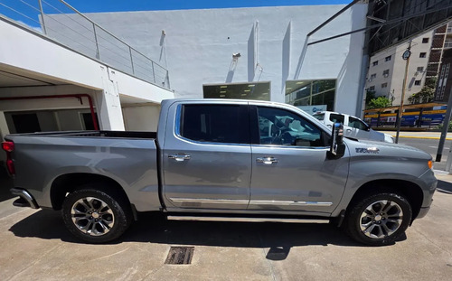 Chevrolet Silverado 5.3 V8 High Country 2026