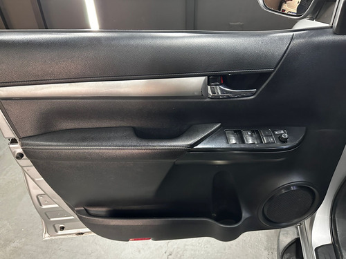 Toyota Hilux 2.8 TDI 4X2 DC SRV L16 2018