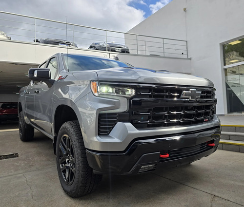 Chevrolet Silverado 5.3 V8 Z71 Trail Boss 2026