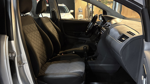 Volkswagen Suran 1.6 Comfortline 101cv 2017