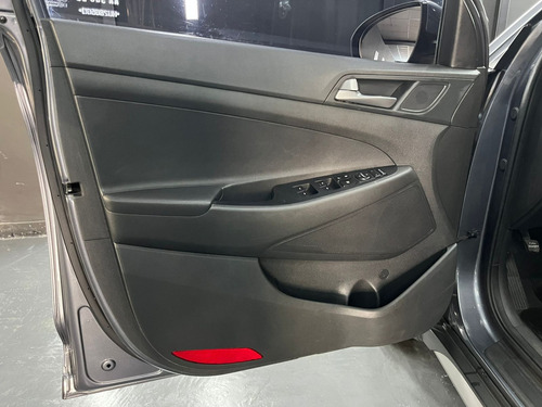 Hyundai Tucson 2.0 4X4 PREMIUM AT L16 2016