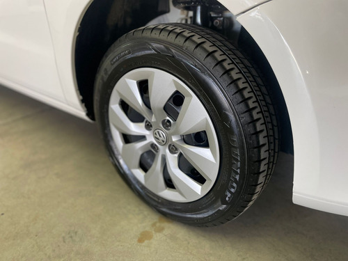 Volkswagen Voyage 1.6 Trenline 101cv 2016