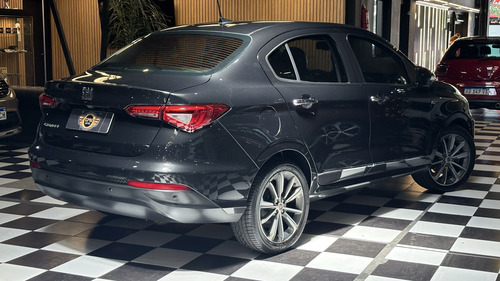 Fiat Cronos 1.8 16v Precision 2018