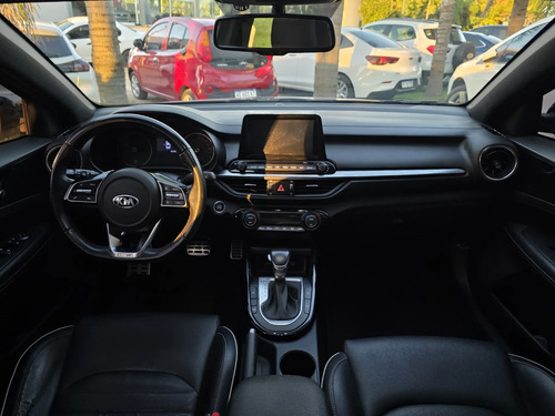 Kia Cerato 2.0 Sx At6 5 p 2021