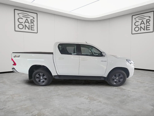 Toyota Hilux 2.8 TDI 4X4 SRV AT6 2023