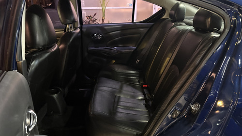 Nissan Versa 1.6 Exclusive At 2014