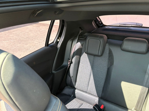 Peugeot 208 ROADTRIP AM24 2023