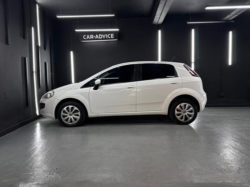 Fiat Punto 1.4 ATTRACTIVE L13 2013