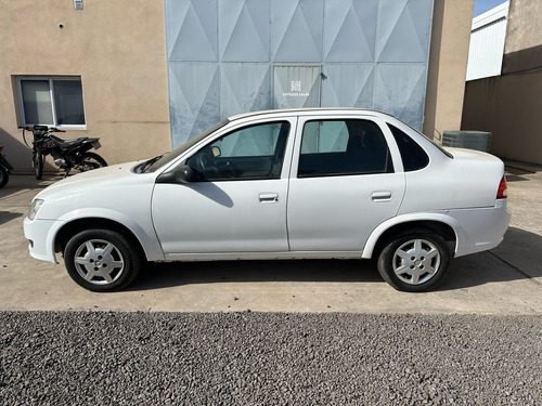Chevrolet Classic 4P LS ABS+AIRBAG 1.4N 2015