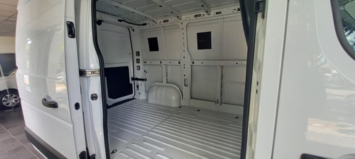 Renault Master 2.3 L1h1 Aa 2025