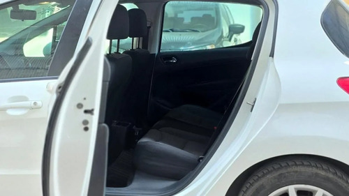 Peugeot 308 1.6 Active 2014