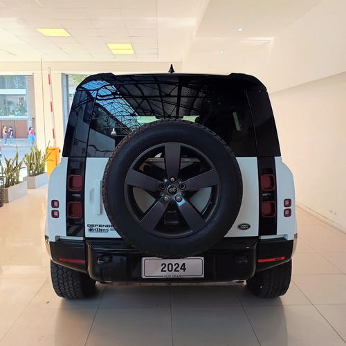 Land Rover Defender 2.0 110 P400E Hse X-Dynamic 2024