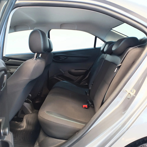 Chevrolet Onix plus 1.4 Joy Black 2020