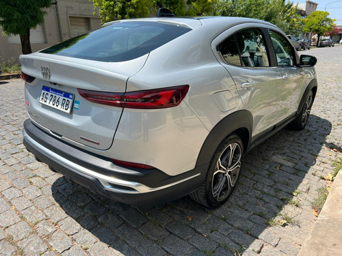 Fiat FASTBACK TURBO 270 AT 2024