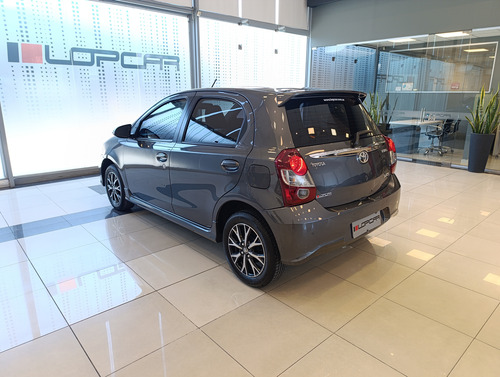 Toyota Etios 1.5 Xls Mt 2023