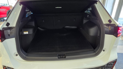 Volkswagen Tiguan VOLKSWAGEN TIGUAN R-LINE 250TSI DSG FC 2025