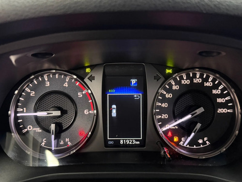 Toyota Hilux 2.8 TDI 4X2 DC SRX AT6 L21 2022