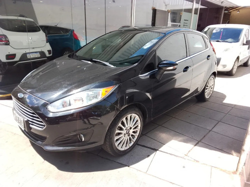 Ford Fiesta Kinetic 1.6 Sedan Titanium Powershift 120cv 2014