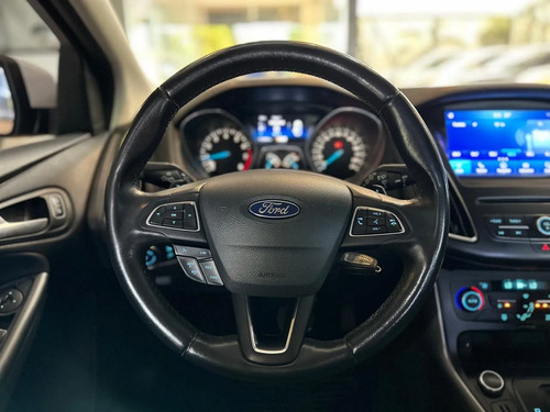 Ford Focus SE Plus 2.0 Powershift 2017