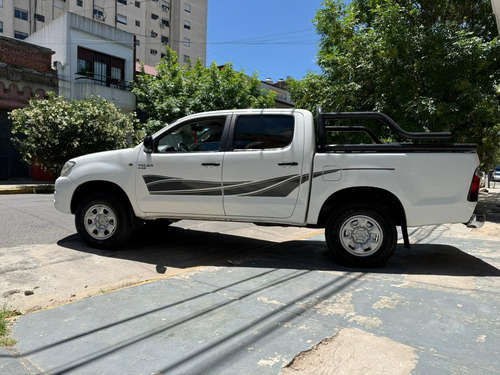 Toyota Hilux HILUX 4X2 CABINA DOBLE DX 2.5 TD 2009