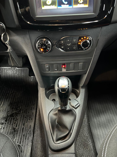 Renault Stepway 1.6 INTENS CVT L25 2025