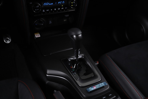 Toyota SW4 2.8 Tdi Gr-s 4x4 7as 6at 2025