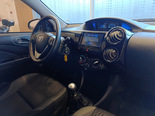 Toyota Etios 1.5 Sedan Xls 2023